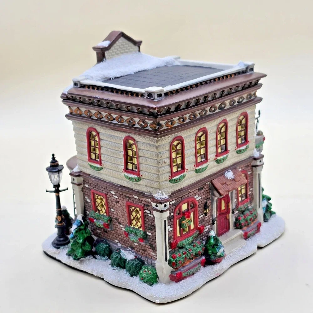 St. Nicholas Square Kringle's Coffee Shop and Cafe Village Collection 2005 Boxed